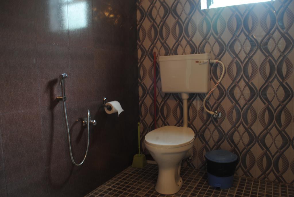 Joe And Marietta'S Guesthouse Calangute Extérieur photo